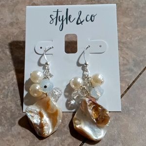 Mother of pearl pierced dangling earrings